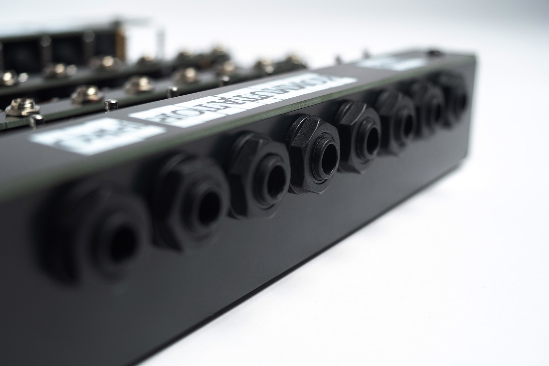 Kommutator Pro Jacks